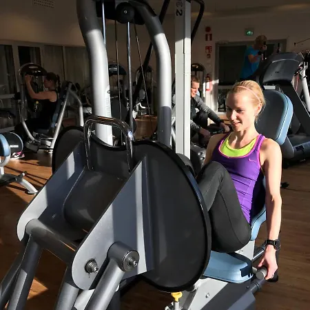 Kisakallion Urheiluopisto, 3*